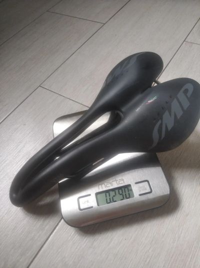 Лот: 22844627. Фото: 1. Велосипедное седло selle smp vt-30c. Запчасти