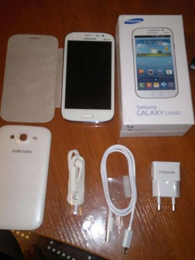 Лот: 3628309. Фото: 1. Samsung Galaxy Grand Duos хороший... Смартфоны