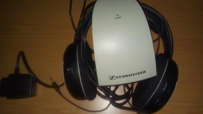 Лот: 8708426. Фото: 1. Беспроводные наушники Sennheiser... Наушники, гарнитуры