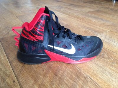 Лот: 4262312. Фото: 1. Nike ZOOM Hyperfuse баскетбольные... Кеды, кроссовки, слипоны