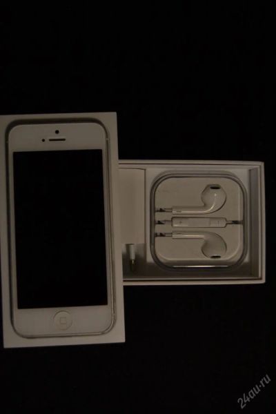 Лот: 5159680. Фото: 1. iphone 5 64 белый. Смартфоны