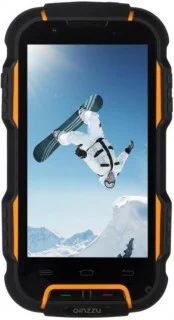 Лот: 4925464. Фото: 1. Смартфон Ginzzu RS9 Dual 4" 4Gb... Смартфоны