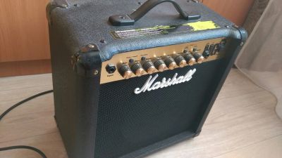 Лот: 7406702. Фото: 1. Marshall MG15FX. Гитарные эффекты и комбоусилители