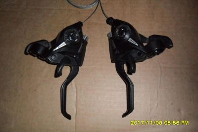 Лот: 10589532. Фото: 1. Манетки Shimano ST-EF 51, на 3Х8... Запчасти