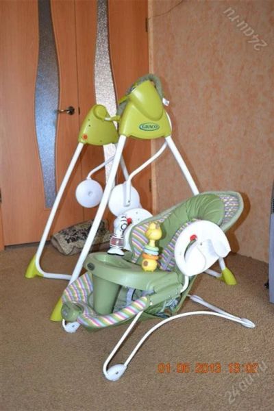 Лот: 2859472. Фото: 1. Качеля Graco Swing N Bounce 2в1. Ходунки, прыгунки, качели