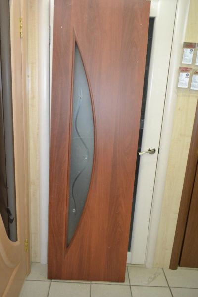 Лот: 3981260. Фото: 1. Дверь С6ф 600*2000 битая (153). Двери межкомнатные