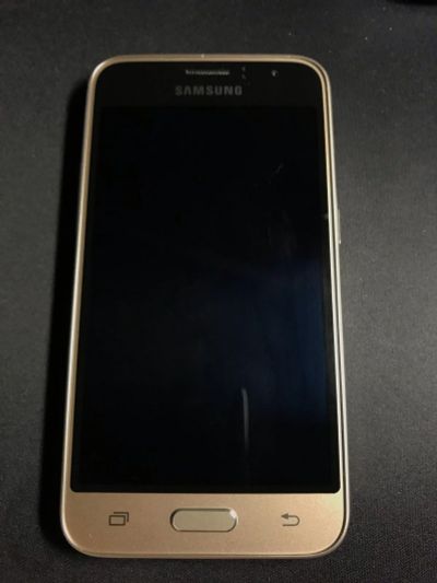 Лот: 12678274. Фото: 1. Продам Samsung Galaxy J1. Чехлы, бамперы