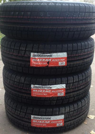 Лот: 4612740. Фото: 1. Шины 215/65 R16 Bridgestone Blizzak... Шины