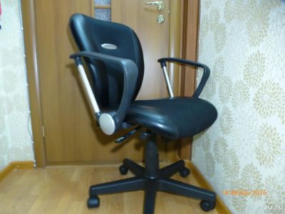 Лот: 8005800. Фото: 1. Кресло офисное ..Стул поворотный... Стулья и кресла офисные