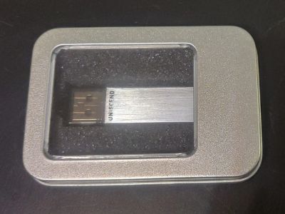Лот: 19435590. Фото: 1. Флэшка 16Gb USB/MicroUSB в подарочном... USB-флеш карты