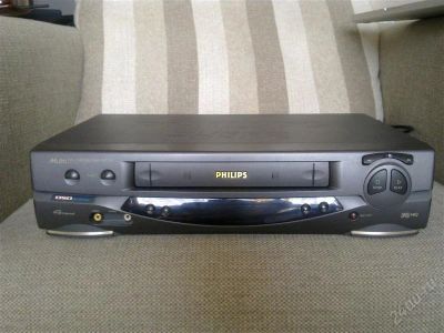Лот: 1590215. Фото: 1. видеомагнитофон PHILIPS VR597... Видеомагнитофоны