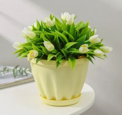 Лот: 23967243. Фото: 1. Горшок Знатный 1л, желтый. Кашпо, горшки, вазоны для цветов