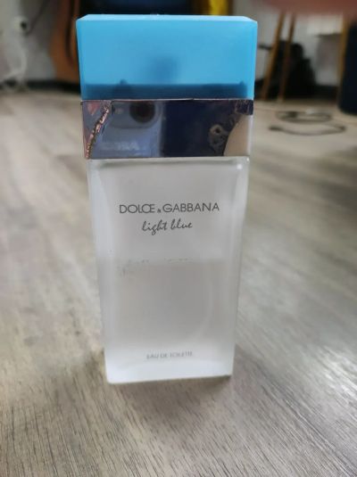Лот: 23229711. Фото: 1. Docle&gabbana light blue. Женская парфюмерия