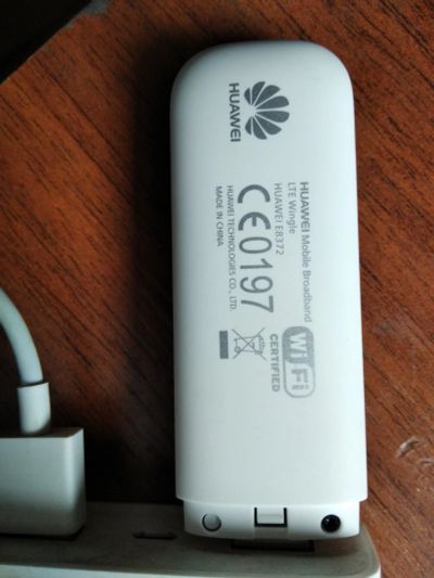 Лот: 16176803. Фото: 1. 4G USB Модем Huawei E8372-153... Беспроводные модемы