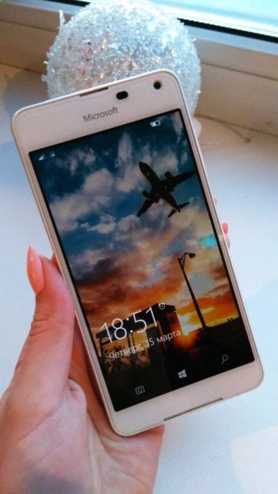 Лот: 11185776. Фото: 1. Microsoft Lumia 650 Отличное состоянии. Смартфоны