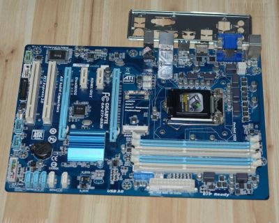 Лот: 11538687. Фото: 1. Gigabyte Technology GA-Z77-DS3H... Материнские платы
