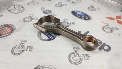 Лот: 23590977. Фото: 1. Шатун Volvo XC90 D4204T11 31375187. Двигатель и элементы двигателя