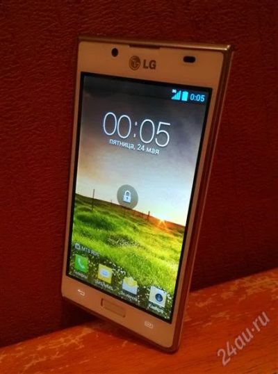 Лот: 2833798. Фото: 1. LG Optimus L7 White (LG-P705... Смартфоны