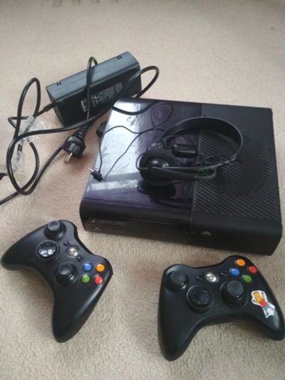 Лот: 15588698. Фото: 1. Xbox 360. Игровые приставки, консоли
