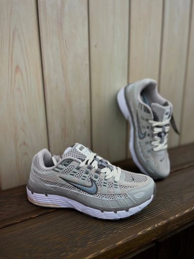 Лот: 25670404. Фото: 1. Кроссовки Nike. Кеды, кроссовки, слипоны