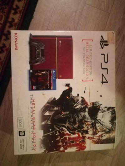 Лот: 14070299. Фото: 1. Playstation 4. Игровые приставки, консоли