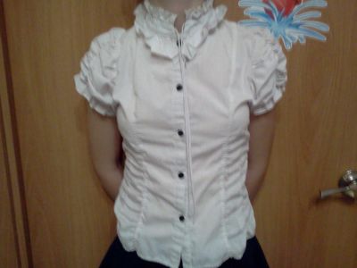 Лот: 4604971. Фото: 1. Блузка школьная на девочку. Рубашки, блузки, водолазки