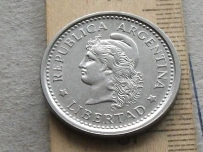 Лот: 16206000. Фото: 1. Монета 1 песо один Аргентина 1958... Америка