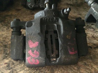 Лот: 21418584. Фото: 1. суппорт Honda Civic EG8. Двигатель и элементы двигателя