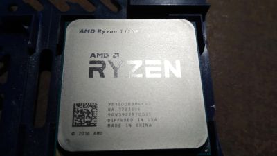 Лот: 14762557. Фото: 1. ryzen 3 1200. Процессоры