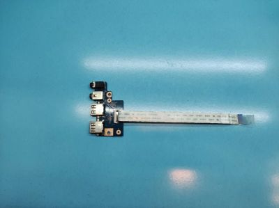 Лот: 18624005. Фото: 1. Б/У плата с разъемами USB, Audio... Платы расширения, контроллеры, доп. порты
