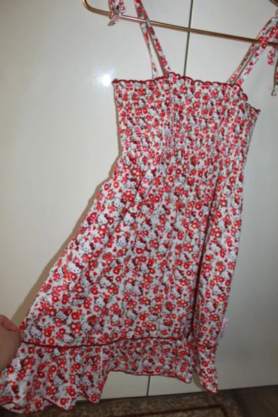 Лот: 9887316. Фото: 1. Хлопковый сарафан Hello Kitty... Платья