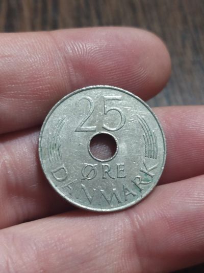 Лот: 18888857. Фото: 1. Дания. 25 эре. 1976г. Европа