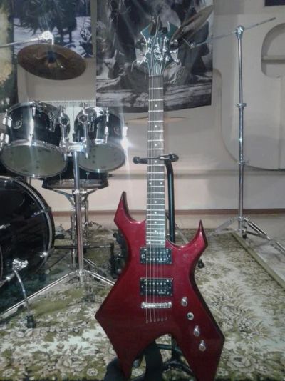 Лот: 7741103. Фото: 1. B.C.Rich Warlock platinum series. Гитары