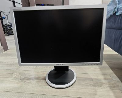 Лот: 22182485. Фото: 1. Монитор Samsung 940BW. ЖК-мониторы
