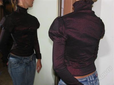 Лот: 347130. Фото: 1. блузка 40-42 разм. Пиджаки, жакеты, жилеты