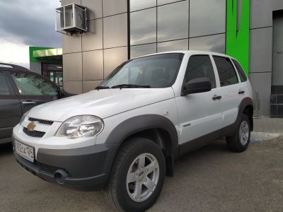 Лот: 14402694. Фото: 1. Продам нива шевроле/ Niva chevrolet. Автомобили