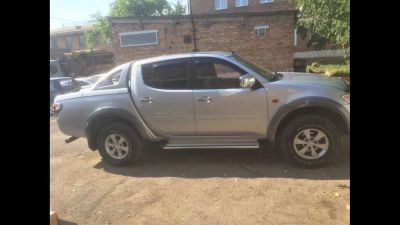 Лот: 14986763. Фото: 1. Mitsubishi L200 4 поколение, пикап... Автомобили