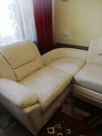 Лот: 25008464. Фото: 1. Угловой диван-кровать под ремонт. Диваны