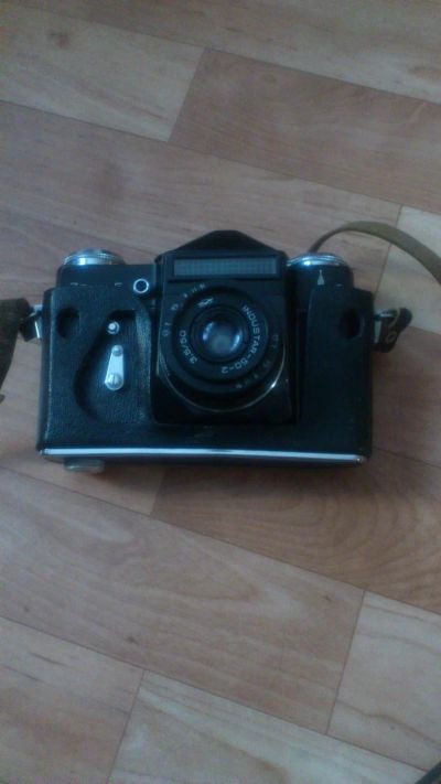 Лот: 6438867. Фото: 1. фотоаппарат. Плёночные зеркальные