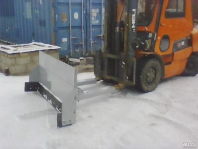 Лот: 8569248. Фото: 1. отвал на погрущик. Другое (авто, мото, водный транспорт)