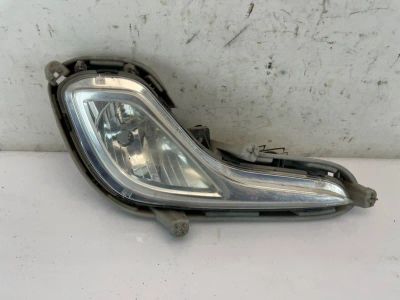 Лот: 24938950. Фото: 1. Фара противотуманная Hyundai Solaris... Двигатель и элементы двигателя
