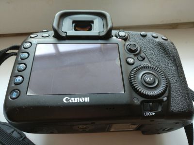 Лот: 17161465. Фото: 1. Продам фотоаппарат Canon EOS 5d... Цифровые зеркальные