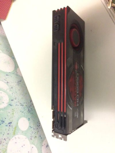Лот: 10866584. Фото: 1. XFX Radeon HD6950 2gb GDDR5. Видеокарты