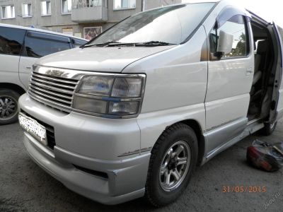 Лот: 5640024. Фото: 1. Nissan Elgrand. Автомобили