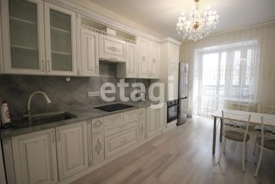 Лот: 25296323. Фото: 1. 3-комн. квартира , Красноярск... Квартиры, студии