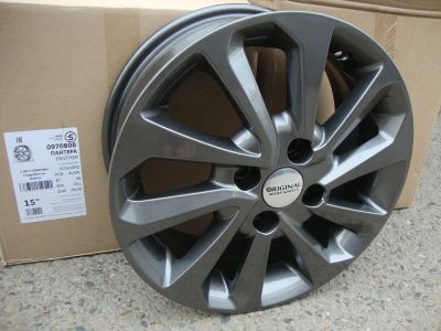 Лот: 17820093. Фото: 1. НОВЫЙ Комплект Оригинальных Литых... Диски