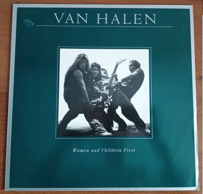 Лот: 21422707. Фото: 1. Van Halen - Woman and Children... Аудиозаписи