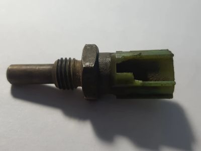 Лот: 11334364. Фото: 1. датчик температуры Toyota 89422-20010... Двигатель и элементы двигателя