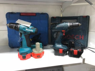 Лот: 14087457. Фото: 1. Шуруповерты Makita,Bosch. Электроинструмент