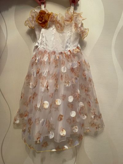 Лот: 19937606. Фото: 1. Детское праздничное платье 100... Платья, сарафаны